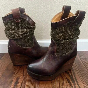 BED STU Bruges Teak Rustic Brown Leather Bootie Boots Slouch Wooden Wedge Sz 7.5